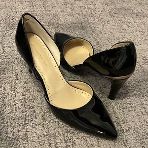 Adrienne Vittadini black heel with gold accent